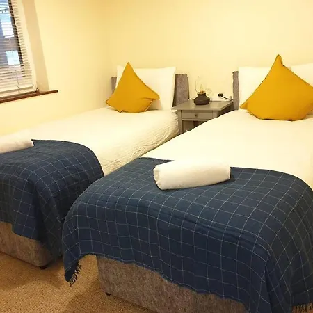 Large 3 Bed, City Centre Apartamento Galway